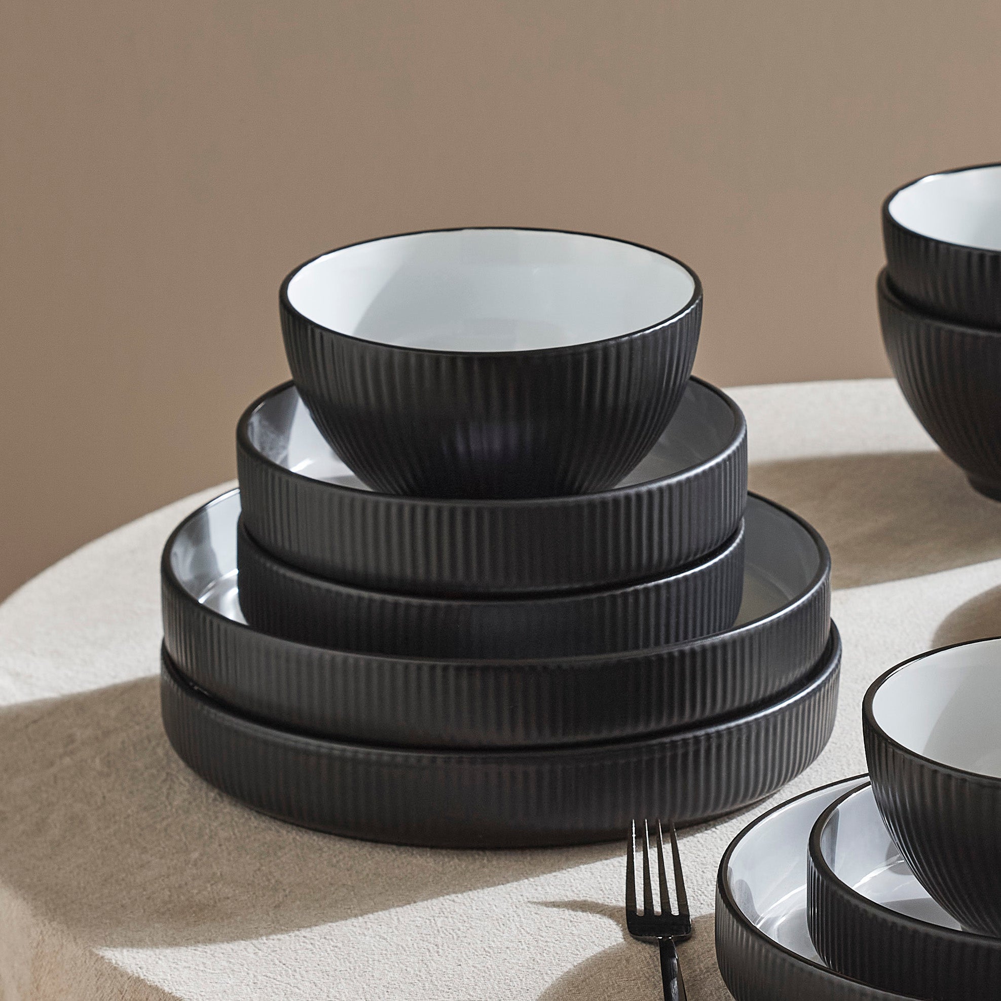 Stone Lain Larosso Stoneware Black White Dinnerware Set 24 Piece