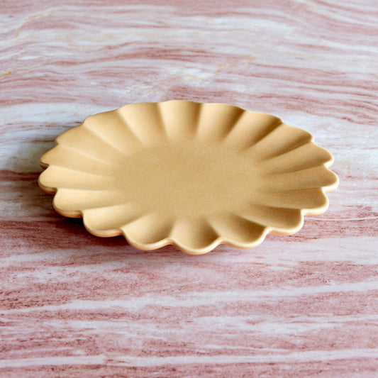 Dhalia Stoneware Salad Plate - Camel