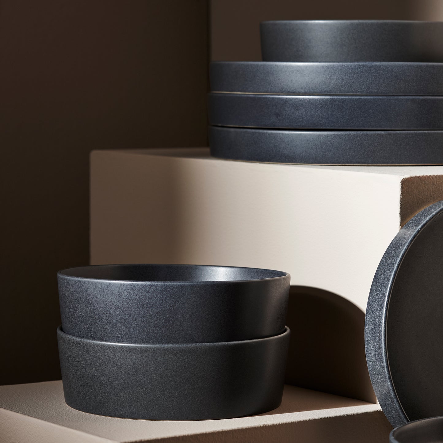 Modan Stoneware Dinnerware Set - Charcoal