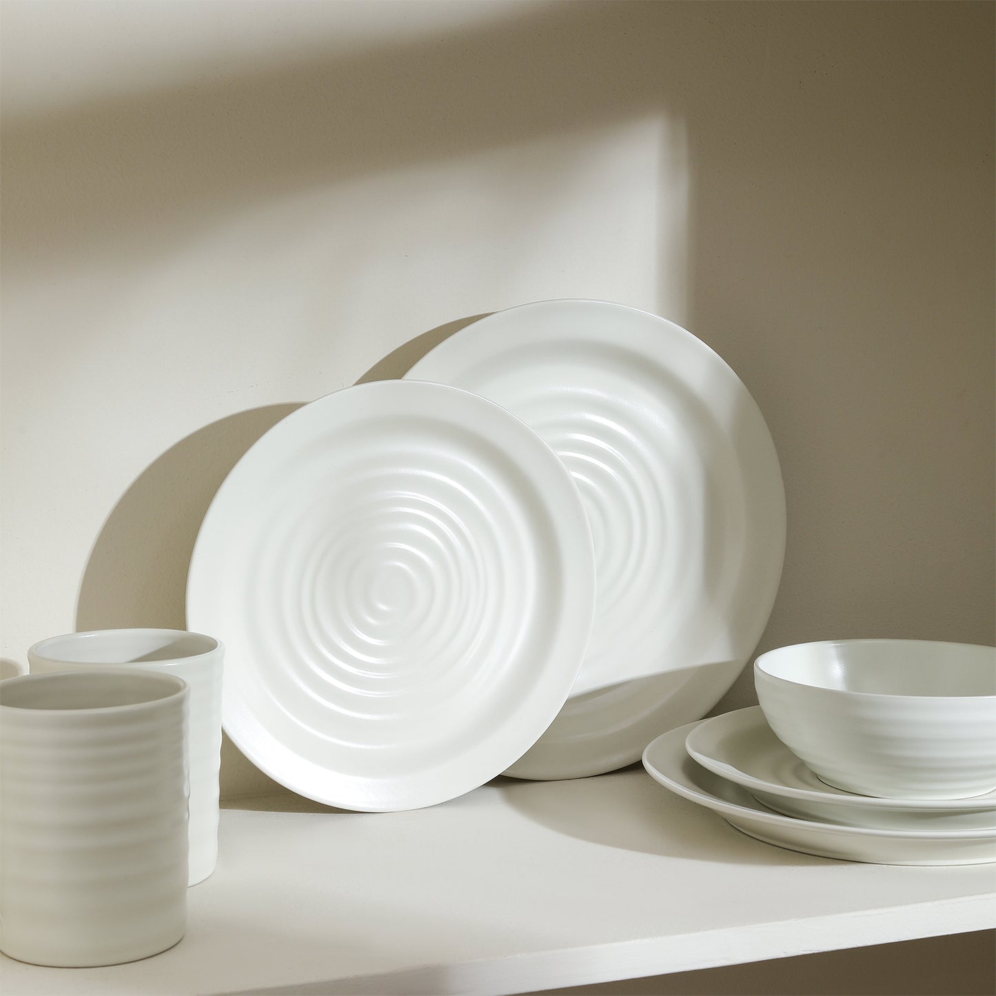 Orbit Stoneware Salad Plate - White