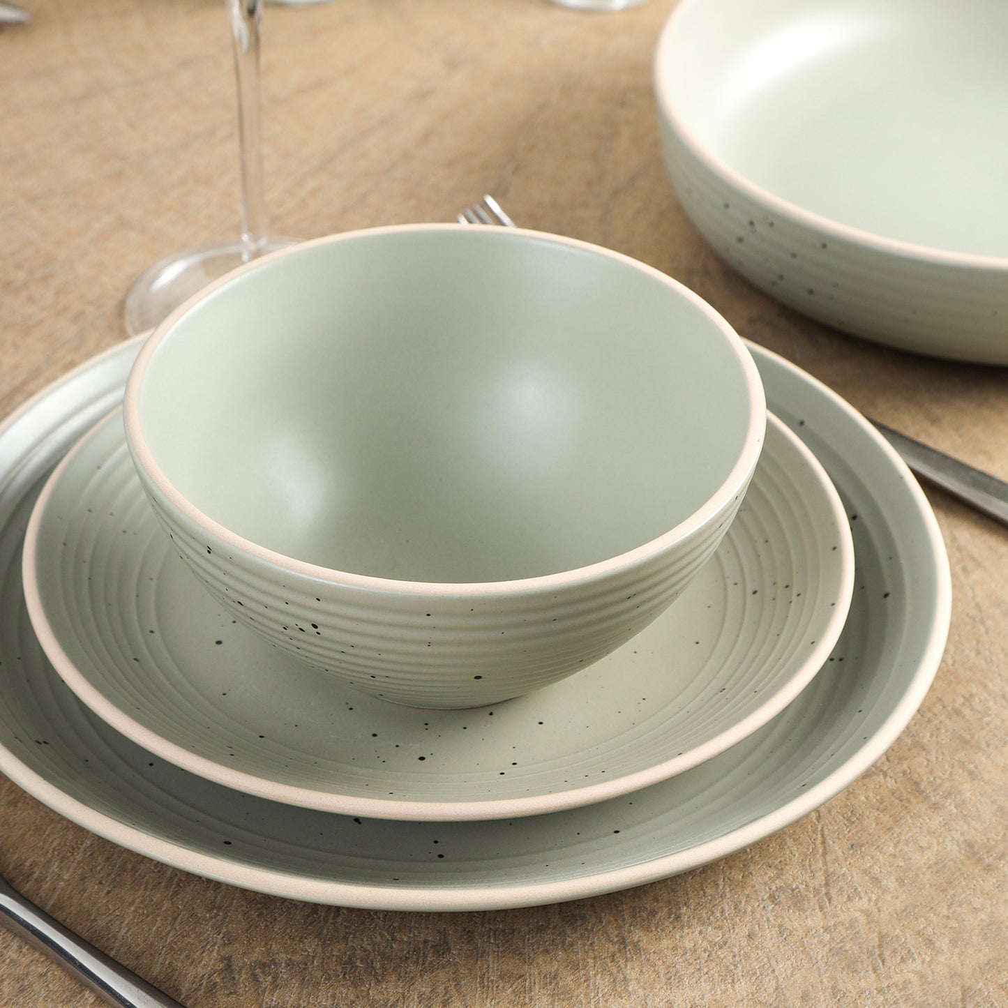 Lauren Stoneware Dinnerware Set - Green