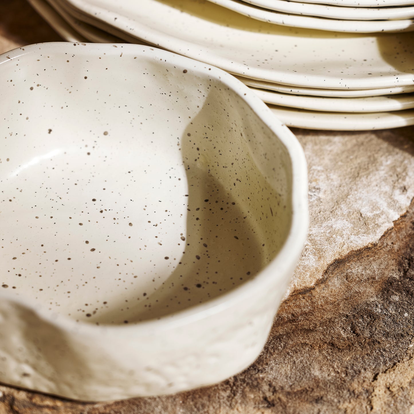 Atik Stoneware Dinnerware Set - Cream Speckled