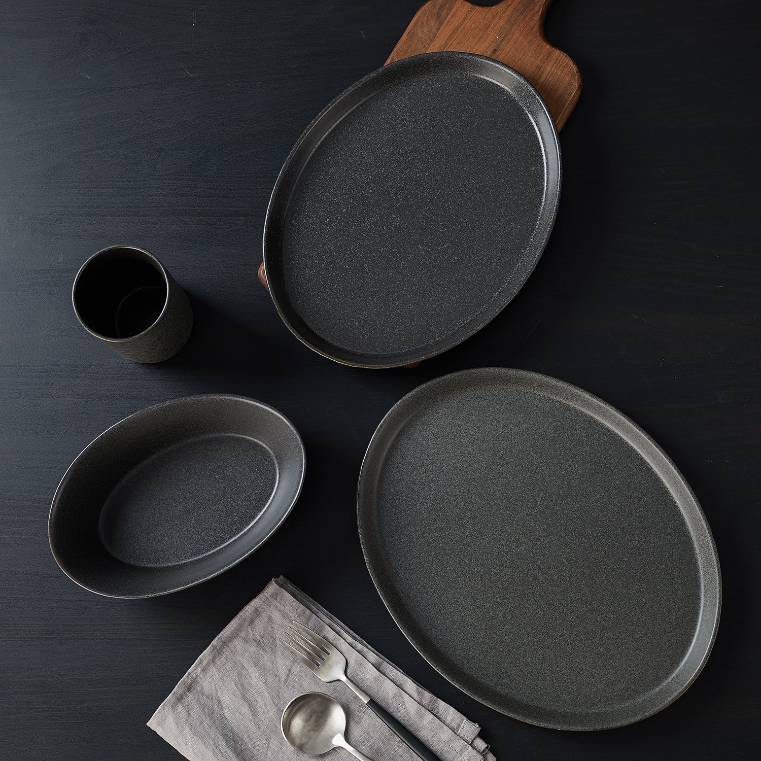 Katachi Stoneware Dinnerware Set - Charcoal