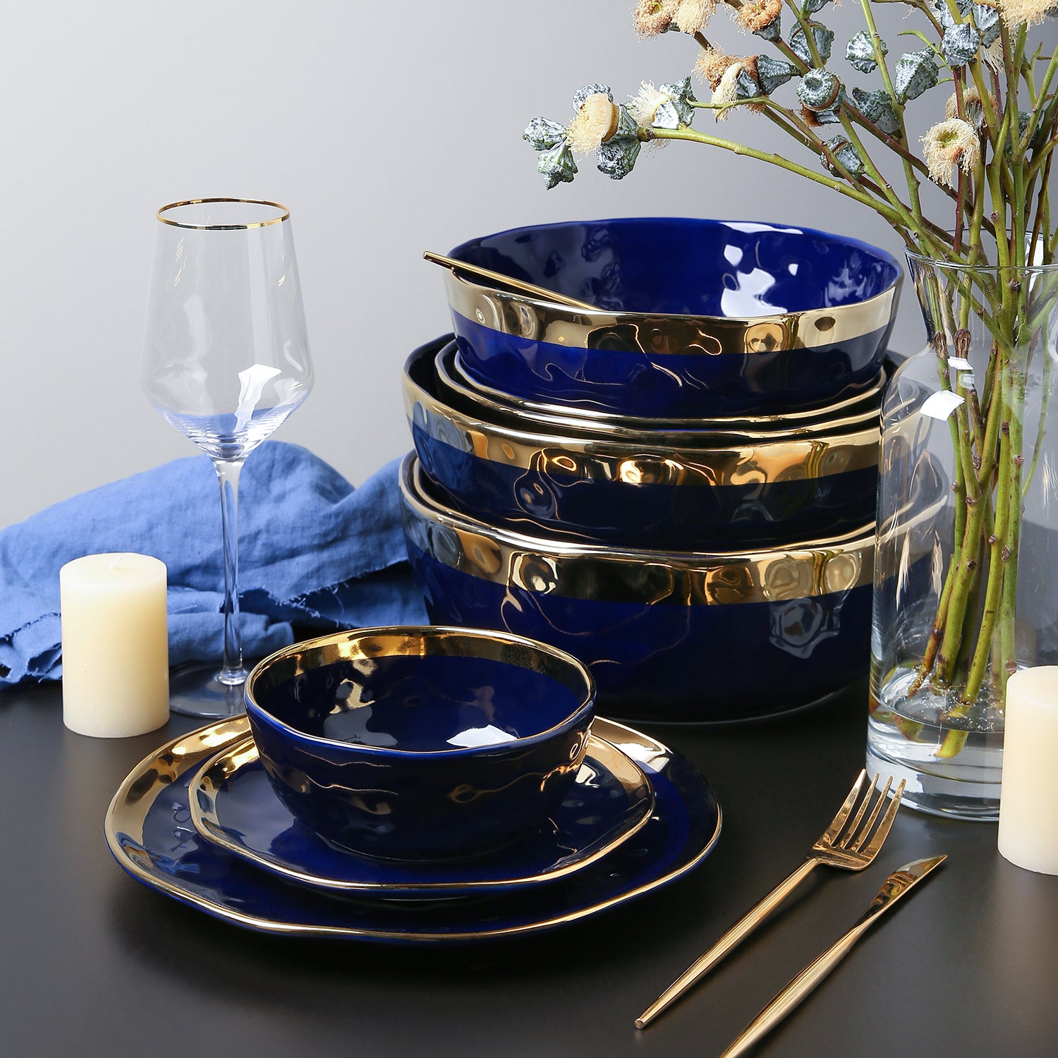 Florian Porcelain Dinnerware Set Navy Blue