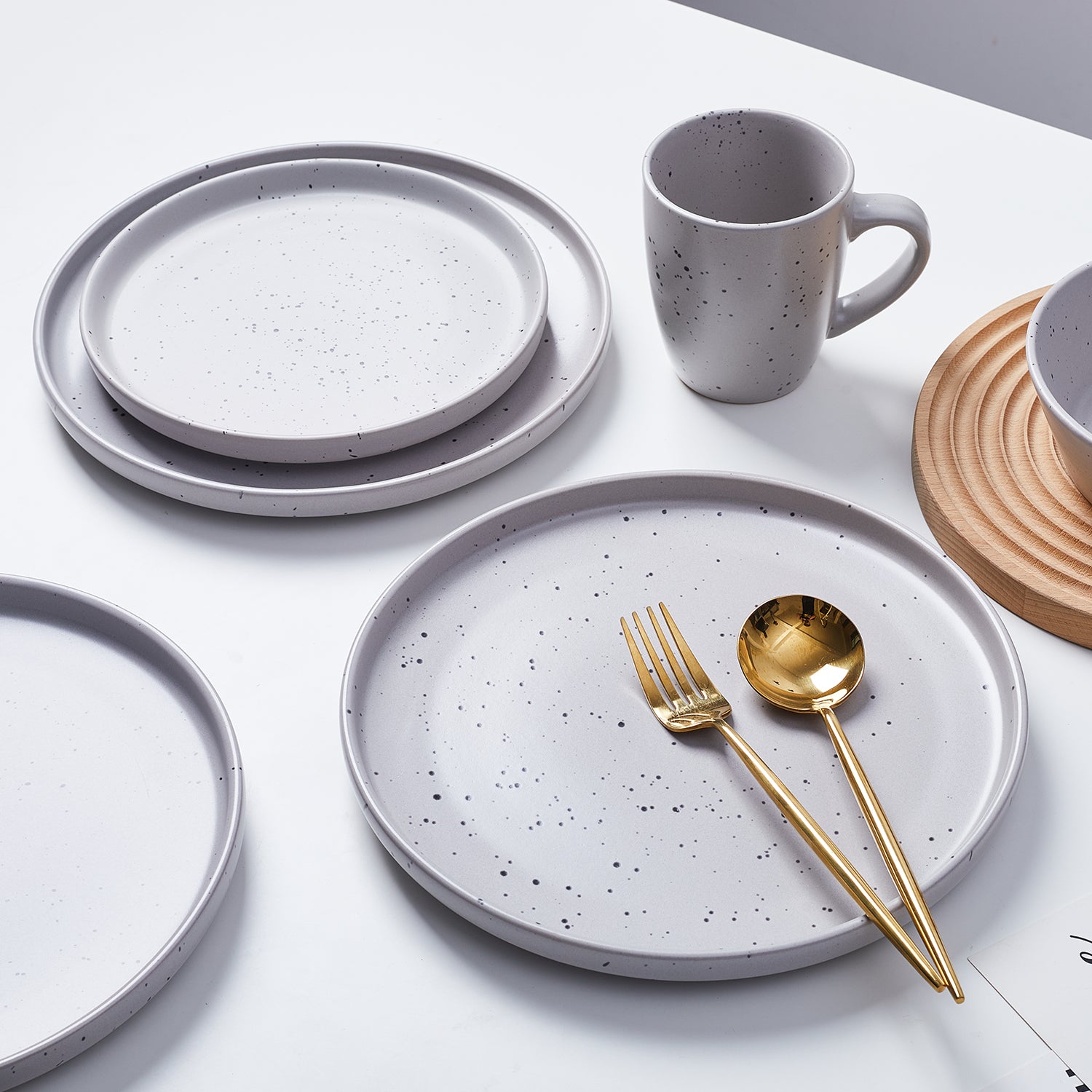 Jade dinnerware set best sale