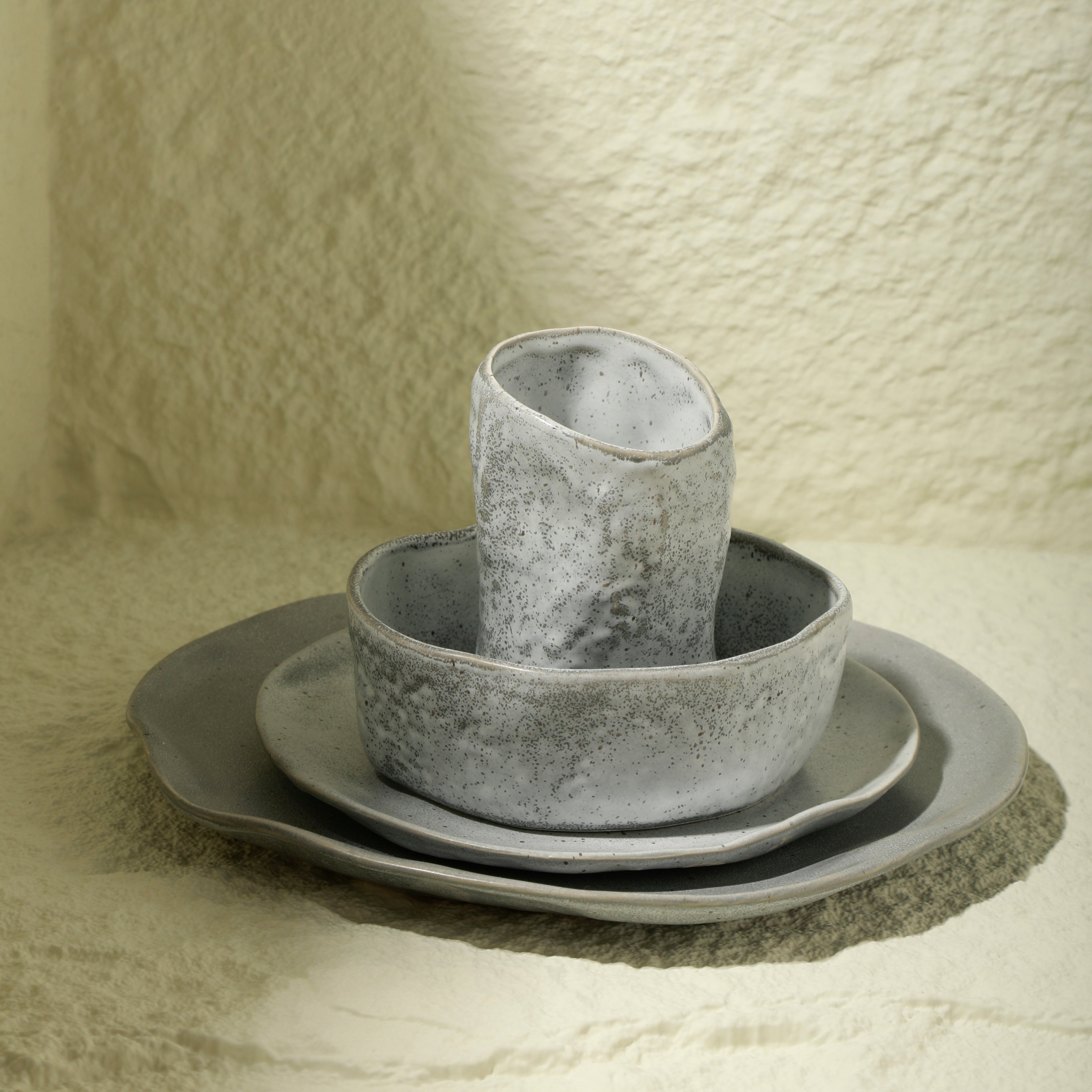 Grey stoneware 2025 dinnerware sets