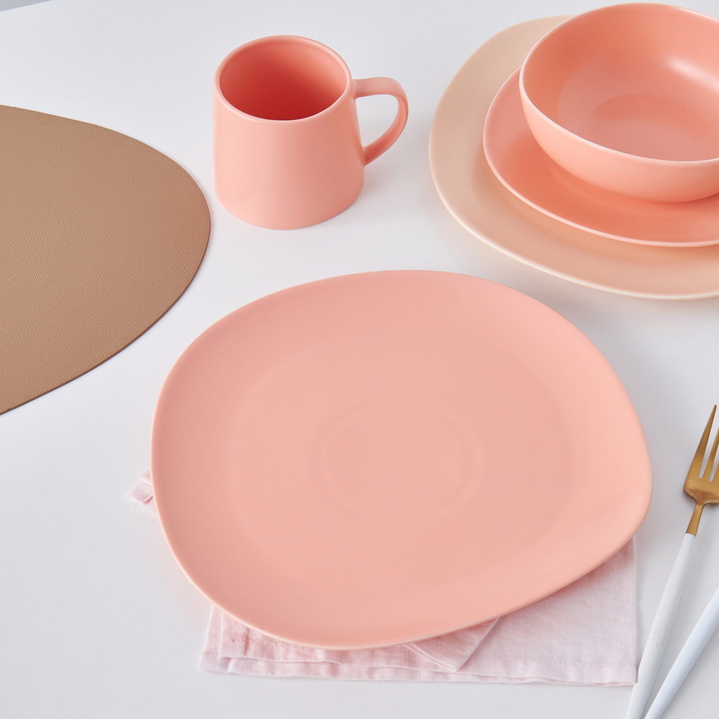 Delilah Porcelain Dinner Plate Set - Set of 6